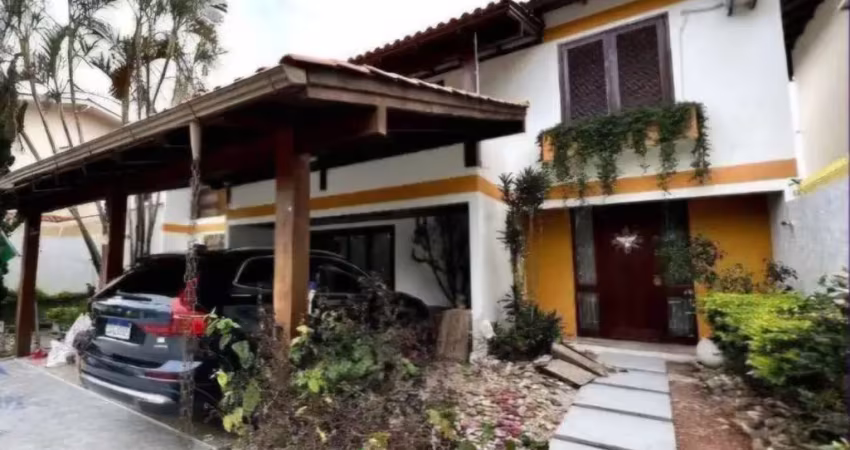 Casa com 4 quartos à venda na Rua Celso Almeida Coelho, 125, Córrego Grande, Florianópolis