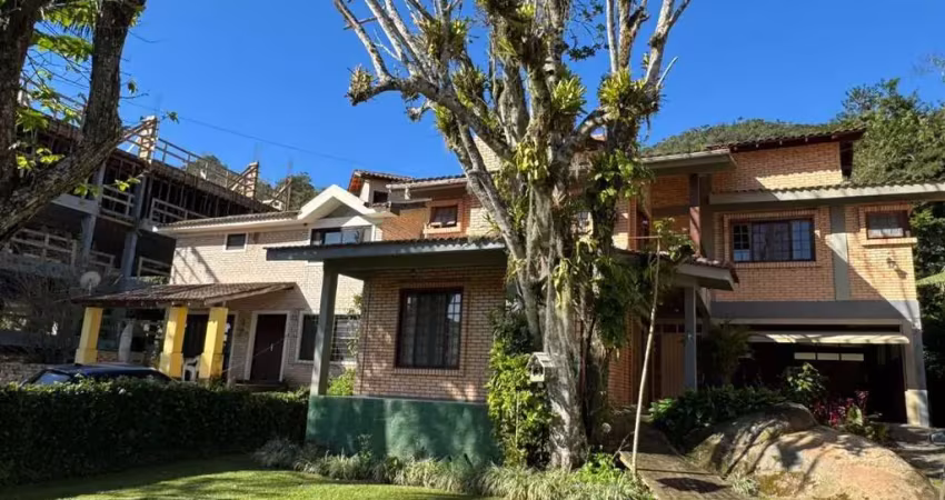 Casa em condomínio fechado com 5 quartos à venda na Avenida Luiz Boiteux Piazza, 3772, Cachoeira do Bom Jesus, Florianópolis