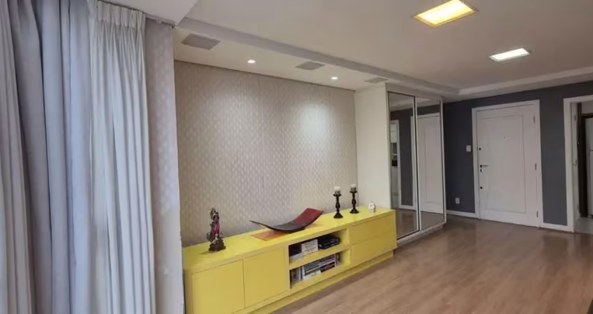 Apartamento com 3 quartos à venda na Avenida Jornalista Rubens de Arruda Ramos, 2174, Centro, Florianópolis