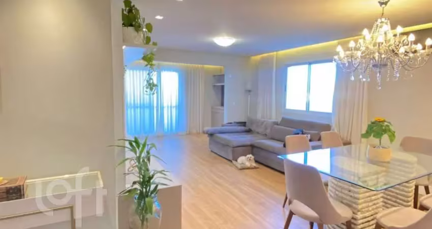 Apartamento com 3 quartos à venda na Rua Oliveira Saturnino de Souza, 101, Bela Vista, São José