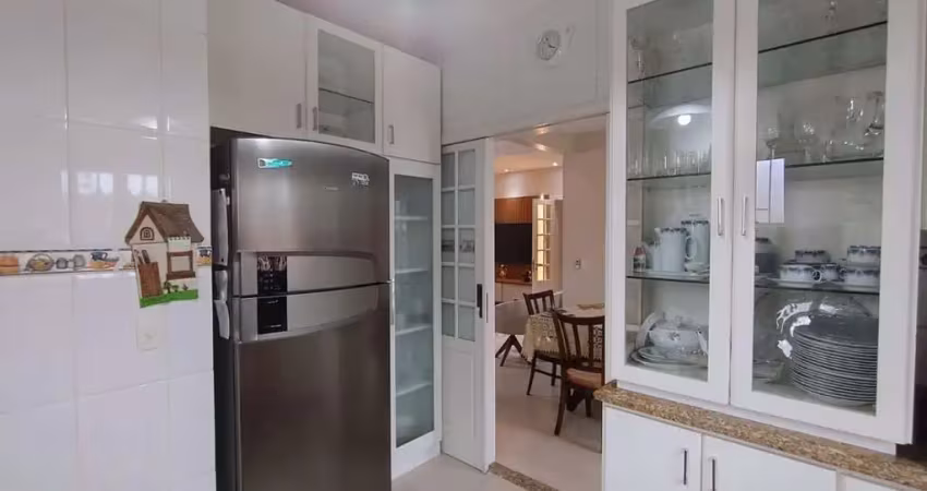 Casa com 4 quartos à venda na Rua Frei Hilário, 384, Campinas, São José