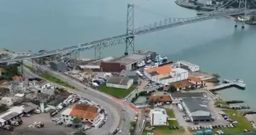 Terreno à venda na Servidão Dona Floriana, 232, Estreito, Florianópolis