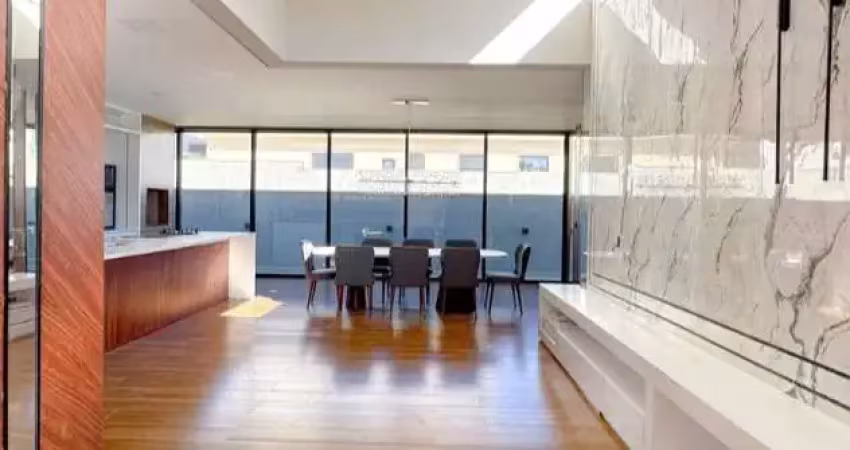 Casa em condomínio fechado com 4 quartos para alugar na Avenida Red Park, 980, São João do Rio Vermelho, Florianópolis