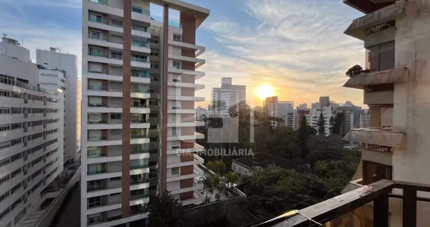 Apartamento com 3 quartos à venda na Avenida Trompowsky, 366, Centro, Florianópolis