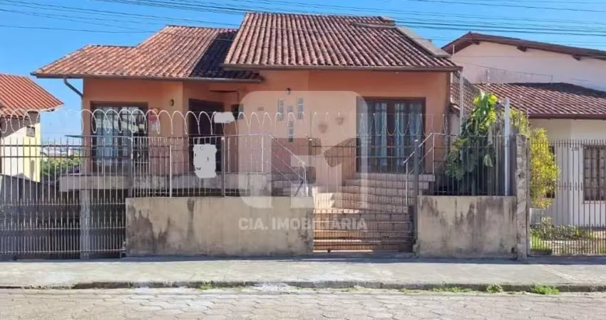 Casa com 4 quartos à venda na Rua Professora Cremilde de Oliveira, 262, Jardim Atlântico, Florianópolis