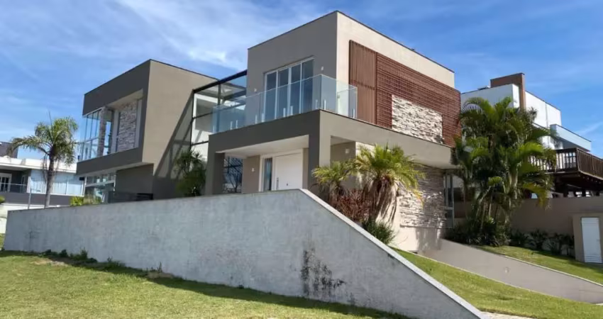Casa em condomínio fechado com 4 quartos à venda na Rua Manoel Pedro Vieira, 960, Morro das Pedras, Florianópolis