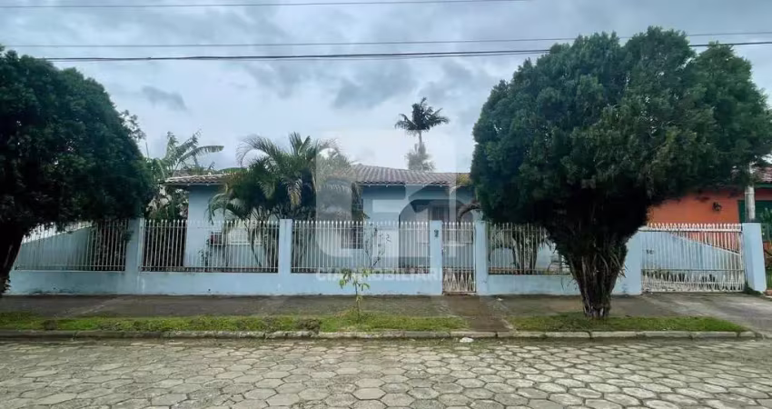 Casa com 2 quartos à venda na Comte Ademar Nunes Pires, 127, Córrego Grande, Florianópolis