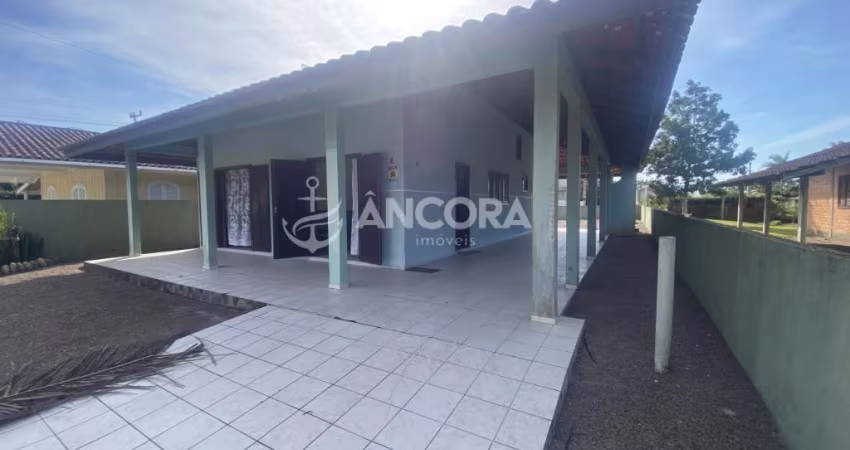 CASA SOZINHA NO TERRENO DE FRENTE PARA O ASFALTO BAL RAINHA
