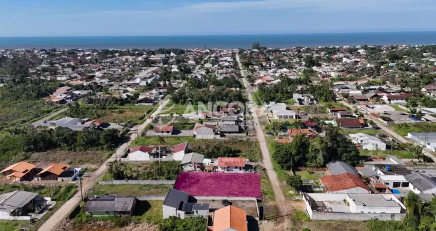 Terreno limpo e aterrado medindo 360m² na barra do sai em itapoá