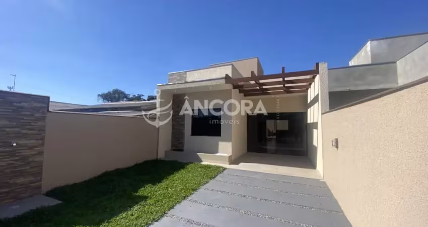 Casa com 03 quartos, com amplo espaço de terreno nos fundos no centro de itapoá