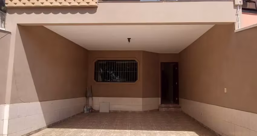 Casa com 3 quartos à venda na Rua Caraguataí, 207, Vila Pinheirinho, Santo André