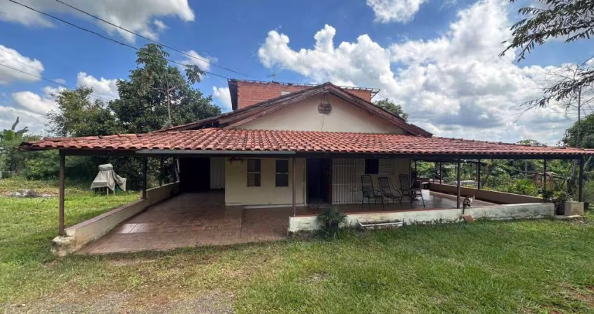Chácara de 2.000 m² em Artur Nogueira - SP