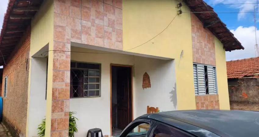 Casa no Jardim Planalto III, em Artur Nogueira - SP