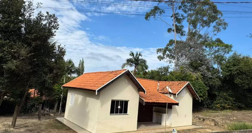 Chácara com casa em Artur Nogueira - SP