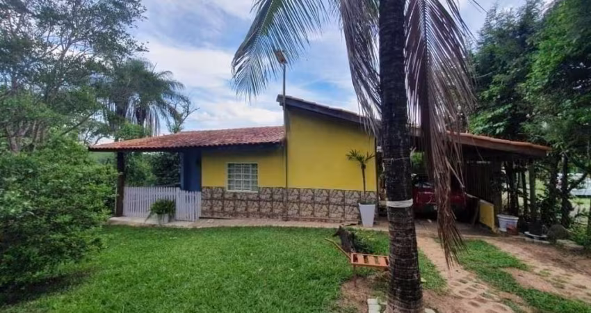 Chácara 2.000m² com casa em Artur Nogueira - SP