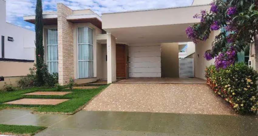 Casa no Condomínio Manhattan em Artur Nogueira - SP