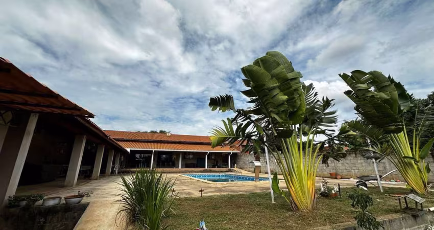 Chácara no Residencial Fechado Boa Esperança em Artur Nogueira - SP