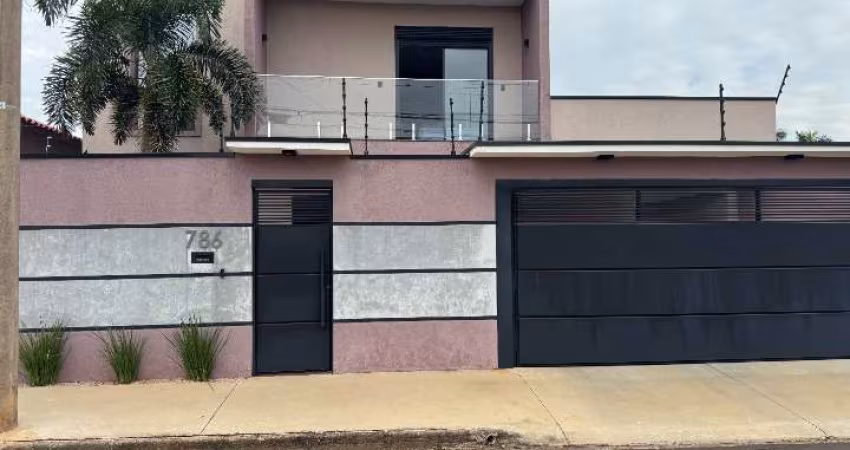 Casa no Jardim Resek