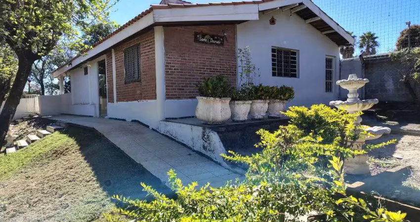 Chácara no condomínio vale do sol em artur nogueira