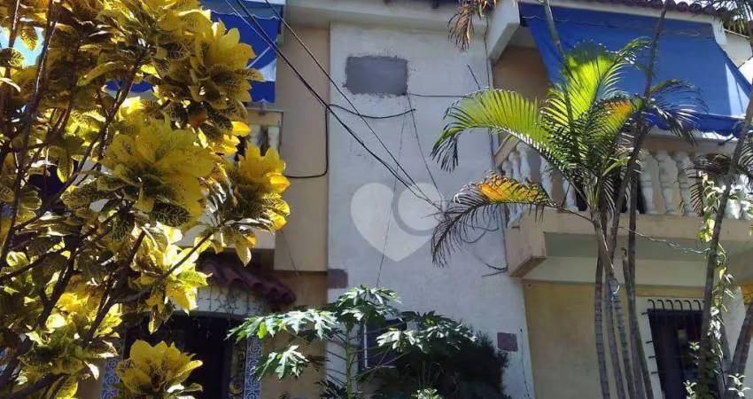 Excelente casa com várias possibilidades- 397 m² por R$ 740.000 - Rocha - Rio de Janeiro/RJ