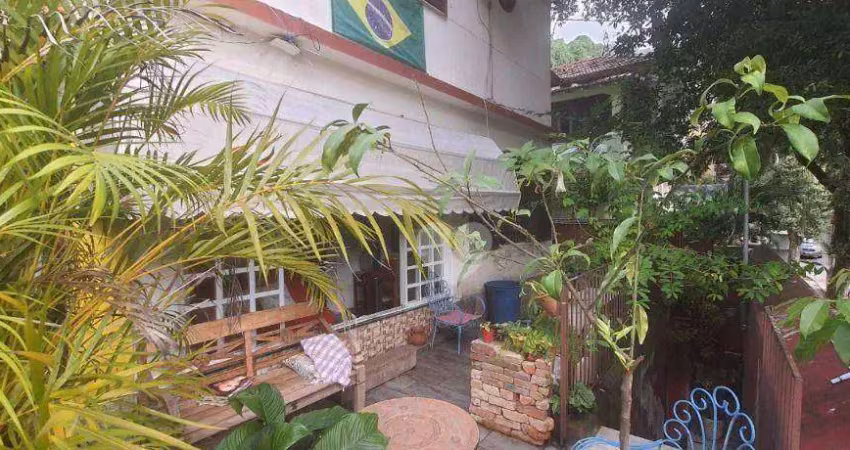 Casa com 4 quartos à venda, 321 m² por r$ 850.000 - rio comprido