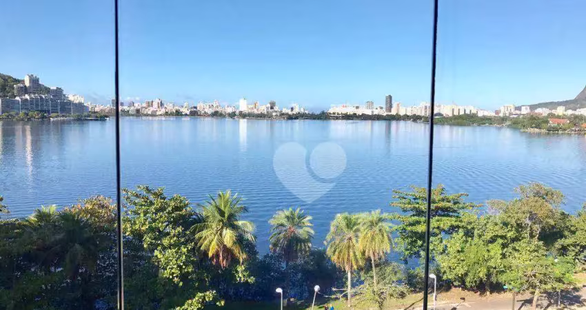Cobertura com vista deslumbrante para a Lagoa Rodrigo de Freitas