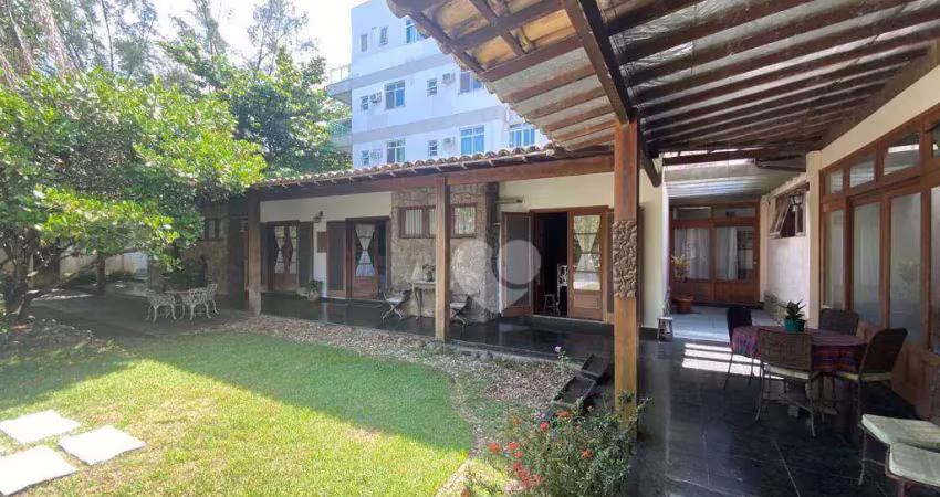 Casa com 4 quartos à venda, 375 m² por R$ 2.300.000 - Recreio dos Bandeirantes - Rio de Janeiro/RJ