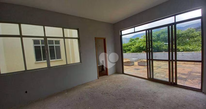 Cobertura linear a venda  com 5 quartos, suite, dependências completa, Terraço. 250m² no valor  R$900.000,00 - Grajaú - Rio de Janeiro / RJ.
