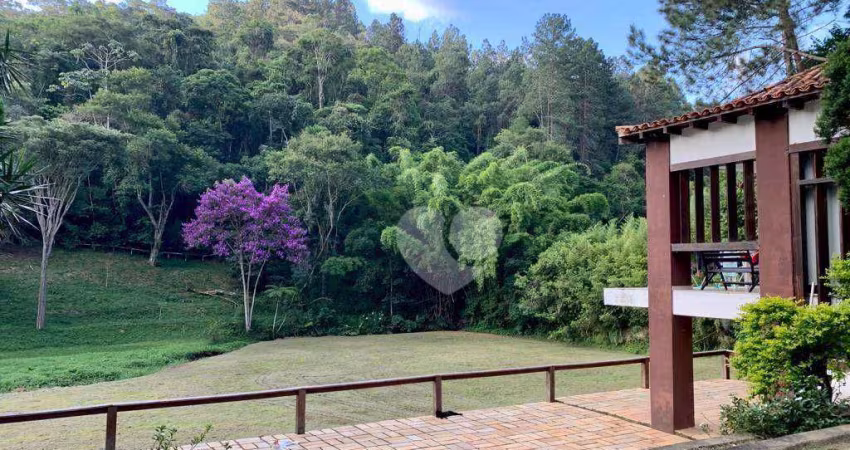 Haras com 5 dormitórios à venda, 12000 m² por R$ 2.780.000,00 - Itaipava - Petrópolis/RJ
