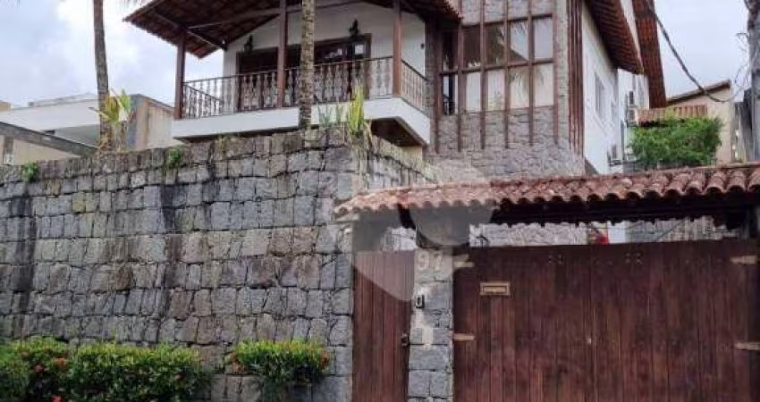 Casa com 6 dormitórios à venda, 391 m² por R$ 1.400.000,00 - Freguesia de Jacarepaguá - Rio de Janeiro/RJ