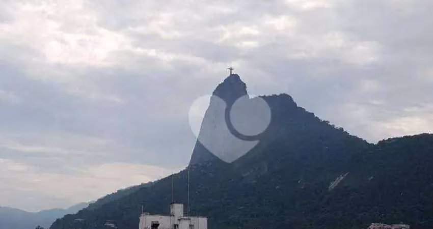 Cobertura duplex , 3 quartos 1 suíte - ótima localização -R$ 2.100.000,00 - Botafogo