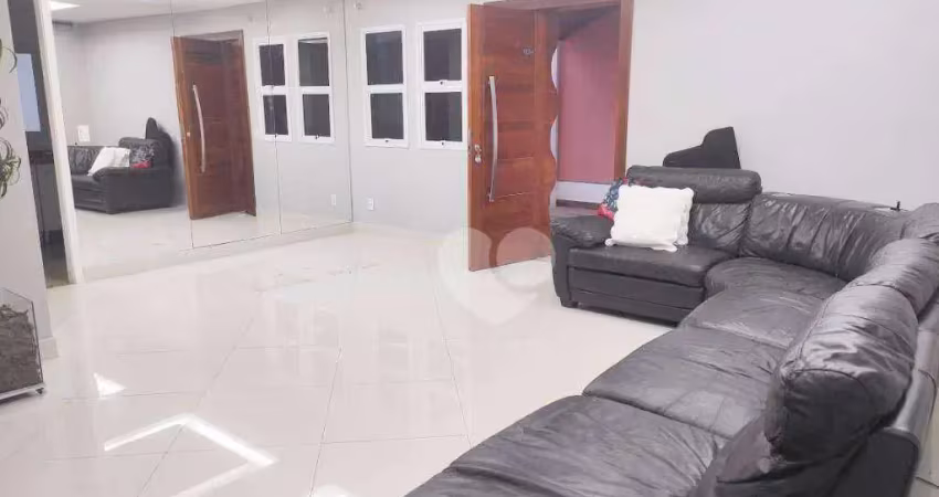 Casa em condominio com infra-estrutura próximo a praia