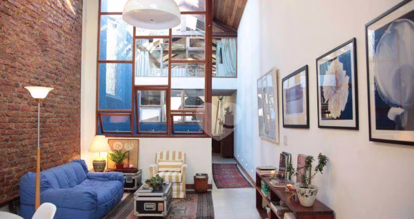 Sobrado com 3 dormitórios à venda, 191 m² por R$ 695.000,00 - Santo Cristo - Rio de Janeiro/RJ