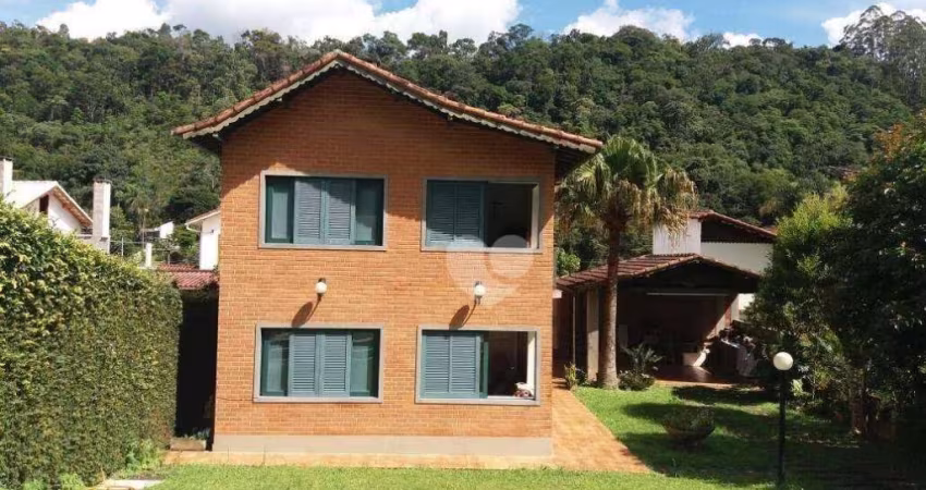 Casa com 3 dormitórios à venda, 147 m² por R$ 1.370.000,00 - Parque Dom João VI - Nova Friburgo/RJ