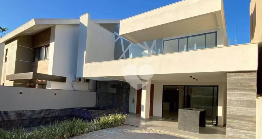 Casa alto padrão, á venda  4 quartos, sauna, piscina, hidro e churrasqueira - vazia e pronta para morar
