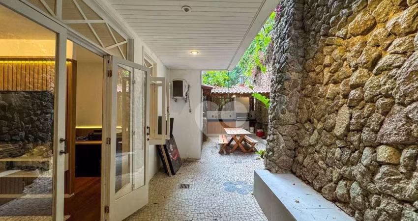 Apartamento Garden com duas suítes à venda na Lagoa - Rio de Janeiro/RJ