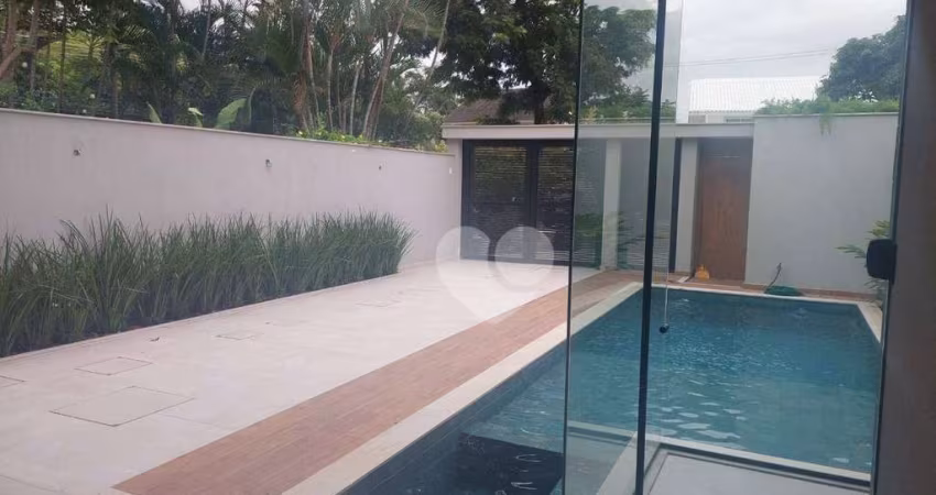 Casa com 5 Quartos à venda, 282 m² por R$ 4.900.000 - Barra da Tijuca - Rio de Janeiro/RJ