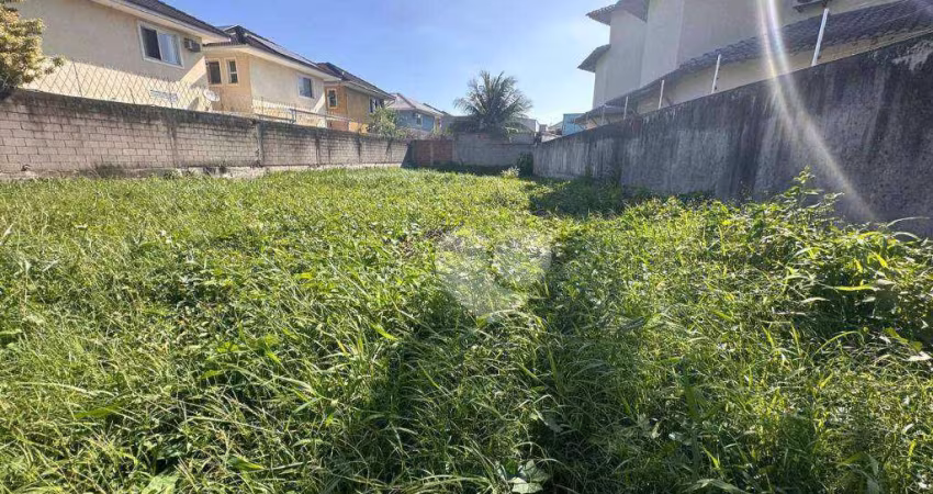 Terreno em condomínio fechado em Vargem Pequena