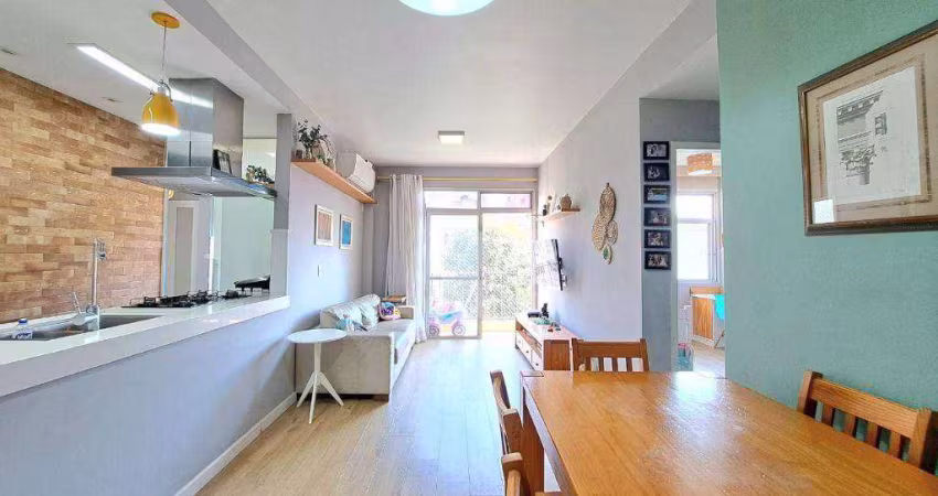 Apartamento Cinematográfico, 2 Quartos, Suíte, Sacada  80 m² R$ 425.000 - Méier - RJ