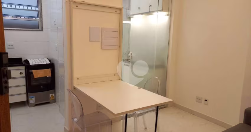 Ótimo quarto e sala no quarteirão da praia