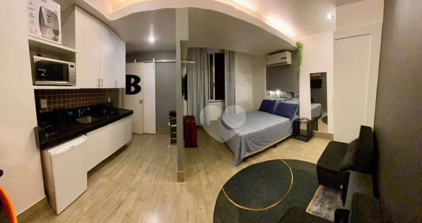 Apartamento com 2 dormitórios à venda, 62 m² por R$ 940.000,00 - Copacabana - Rio de Janeiro/RJ