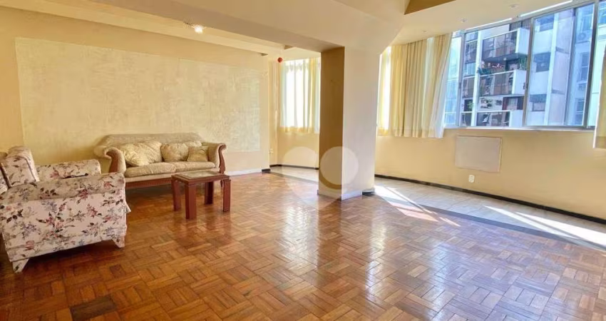 Apartamento com salão, 3 quartos e uma vaga à venda, 122 m² por R$ 1.100.000 - Copacabana