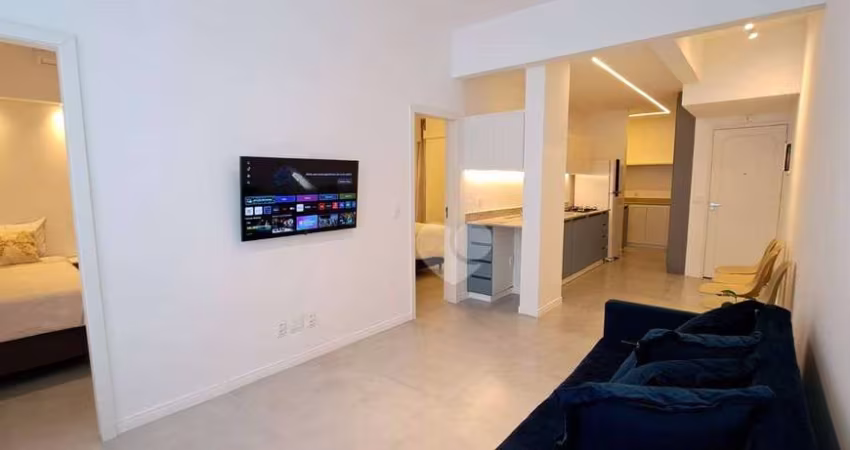 Apartamento com 2 dormitórios à venda, 70 m² por R$ 924.500,10 - Copacabana - Rio de Janeiro/RJ