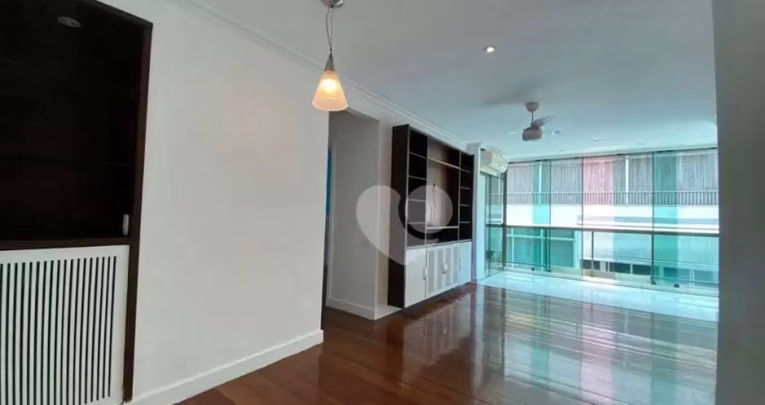Jardim Oceânico - Apartamento de 2 Suítes reformado e equipado próximo a Praia da Barra Posto 3 e Praça do Ó.
