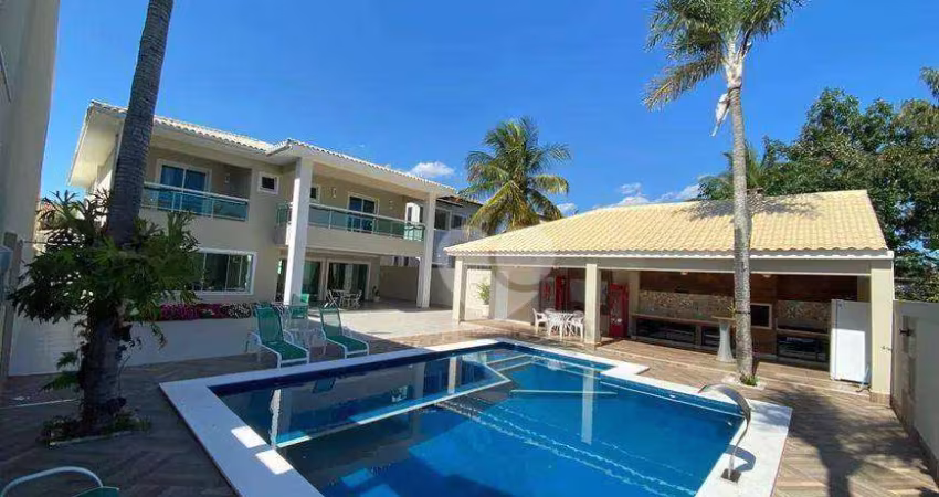 Condomínio Maramar - Casa Duplex reformada, com 5 Suítes e uma bela vista livre para Montanhas. Recreio dos Bandeirantes/RJ.