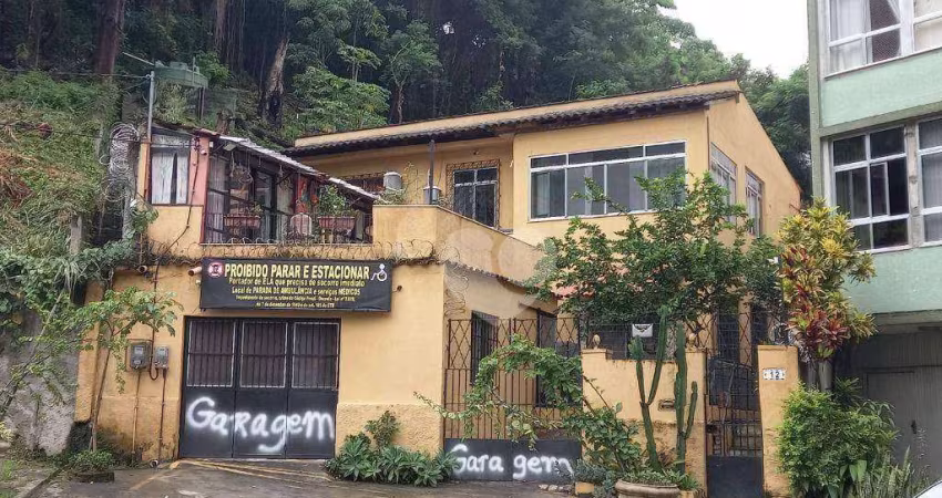 Casa com 5 dormitórios à venda, 212 m² por R$ 950.000,00 - Grajaú - Rio de Janeiro/RJ