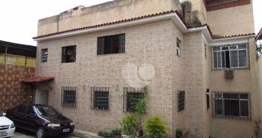 AMPLO APARTAMENTO ABOLIÇÃO
