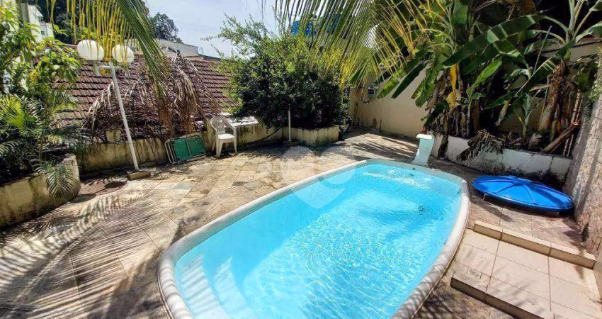 Casa com 3 quartos à venda, 297 m² por R$ 1.450.000 no bairro da Glória.