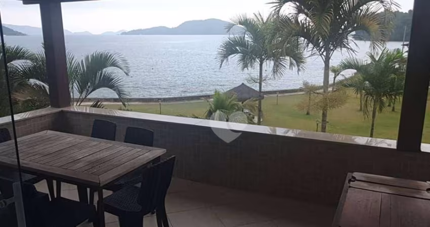 Apartamento Duplex com 3 Quartos à venda, 119 m² por R$ 476/mês - Bracuí (Cunhambebe) - Angra dos Reis/RJ