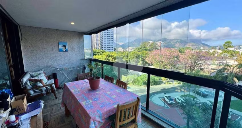 Condomínio OceanFront Resort - Apartamento à venda de 3 Quartos com Vista para a Pedra da Gávea. Sol da Manhã. Oportunidade! Barra da Tijuca/RJ.